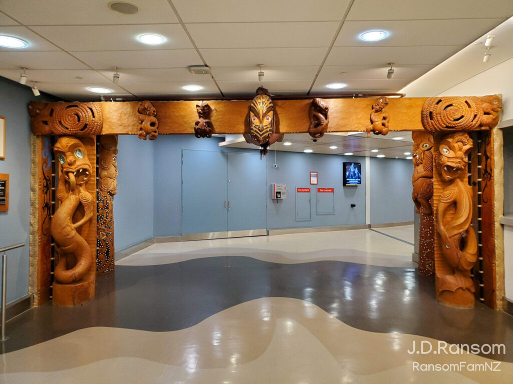 Auckland Airport Maori wood carvings